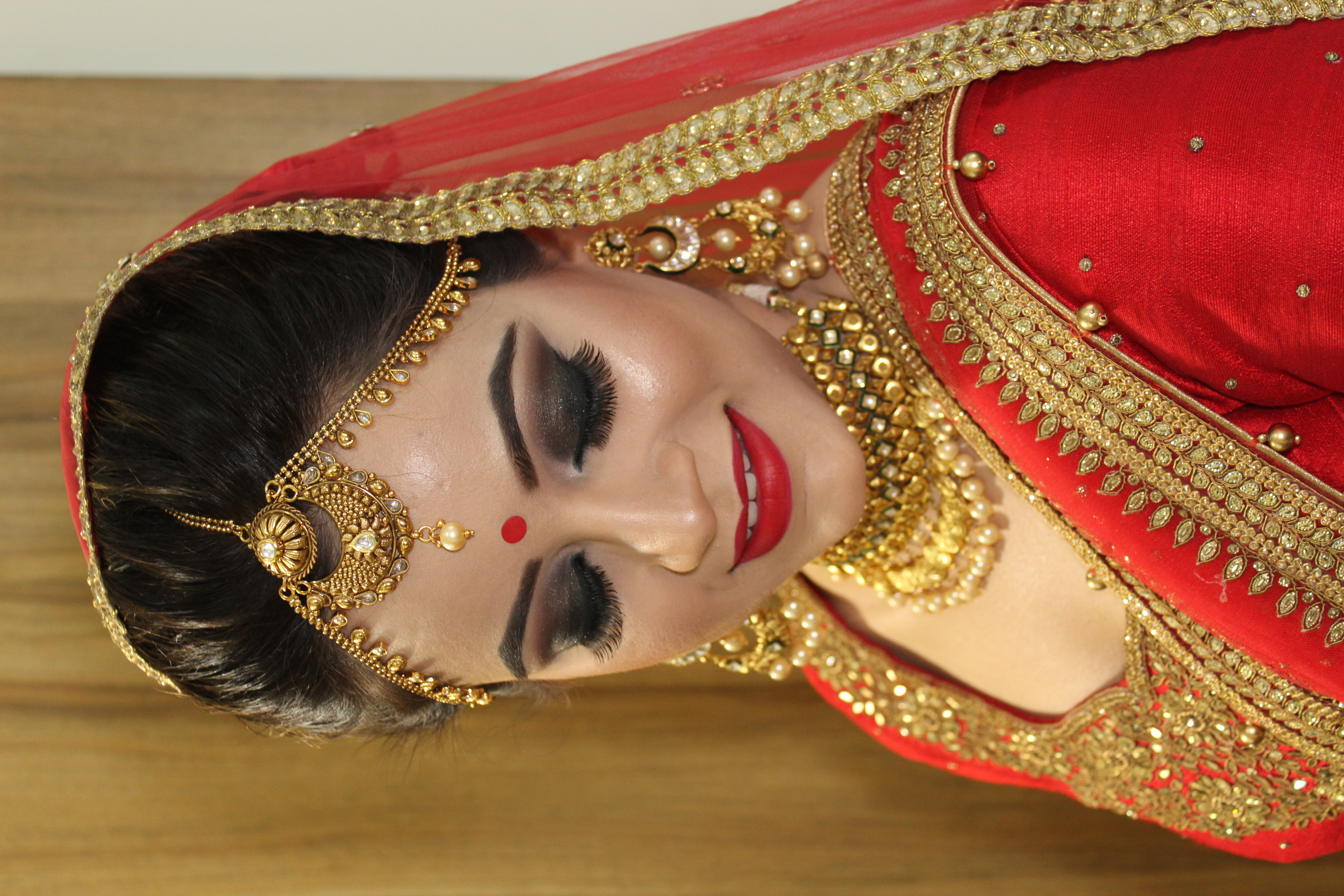 goldy-hunjan-makeup-studio-makeup-artist-ludhiana