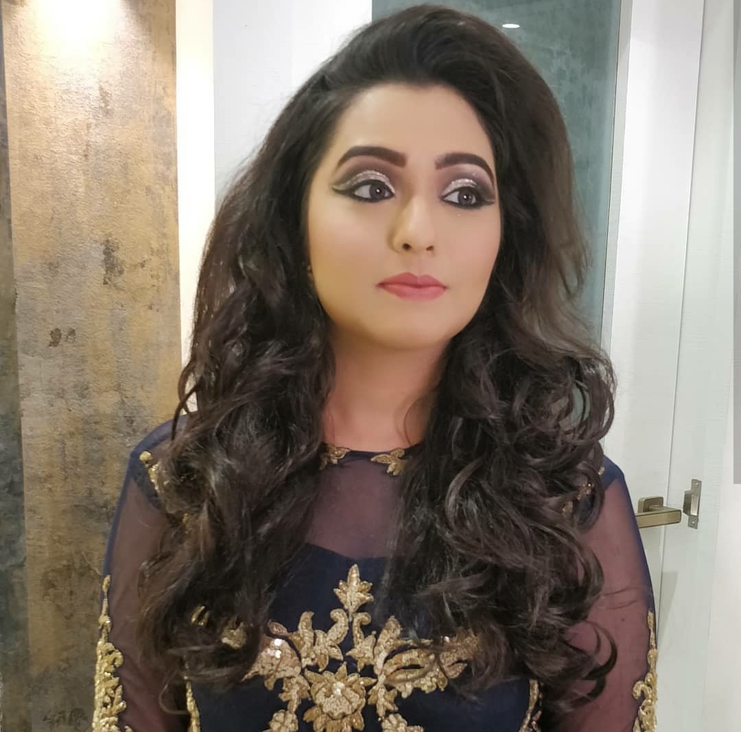 bhavika-makeup-artist-mumbai-olready