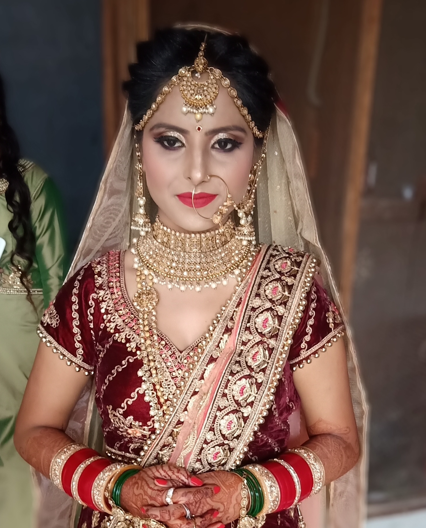 Aarti Koli Makeup Artist Services, Review and Info - Olready