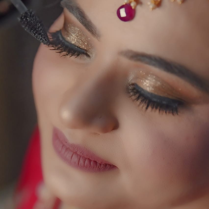 monika-sharma-makeup-artist-delhi-ncr