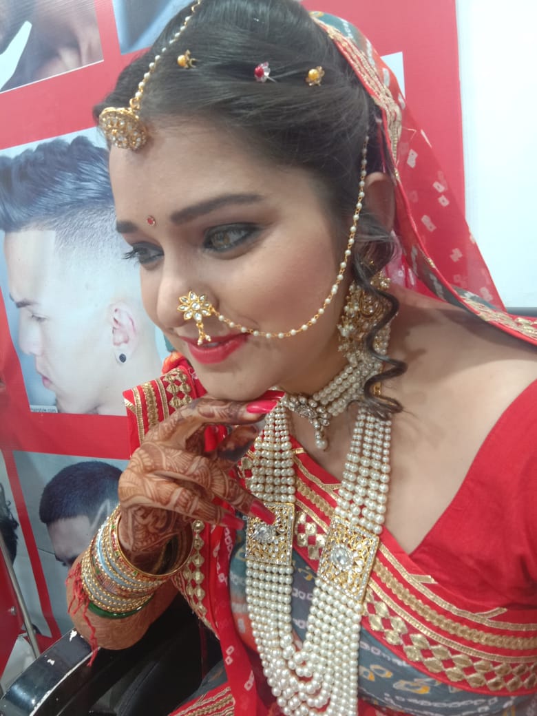 riddhi-makeup-artist-mumbai