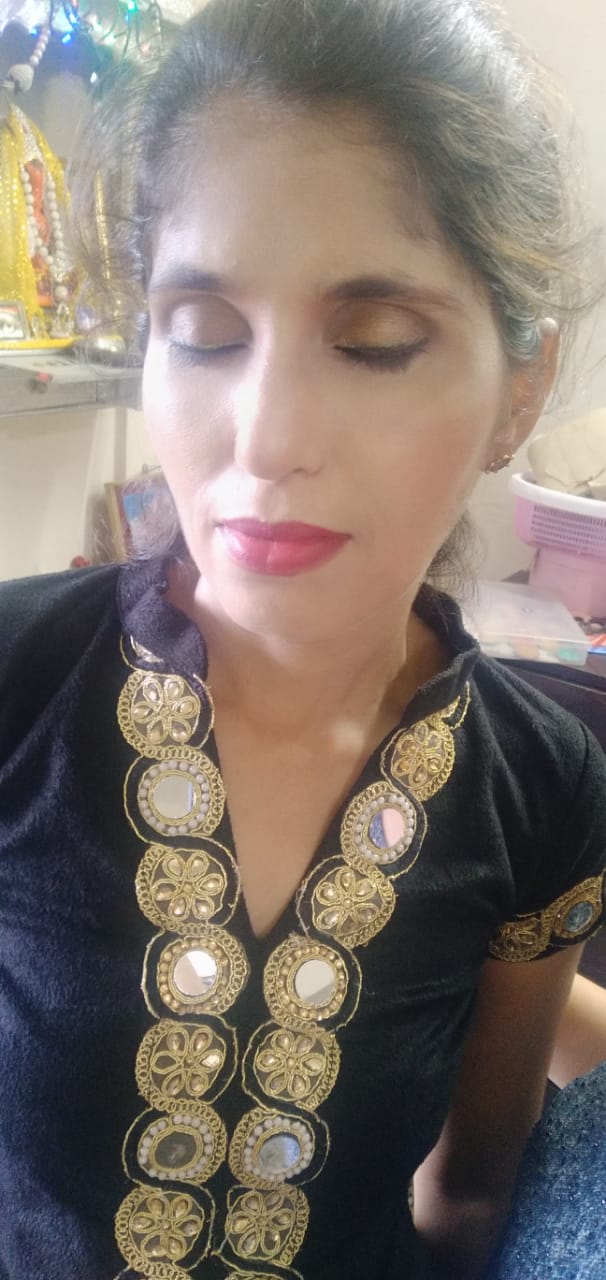 tina-sawnani-makeup-artist-mumbai