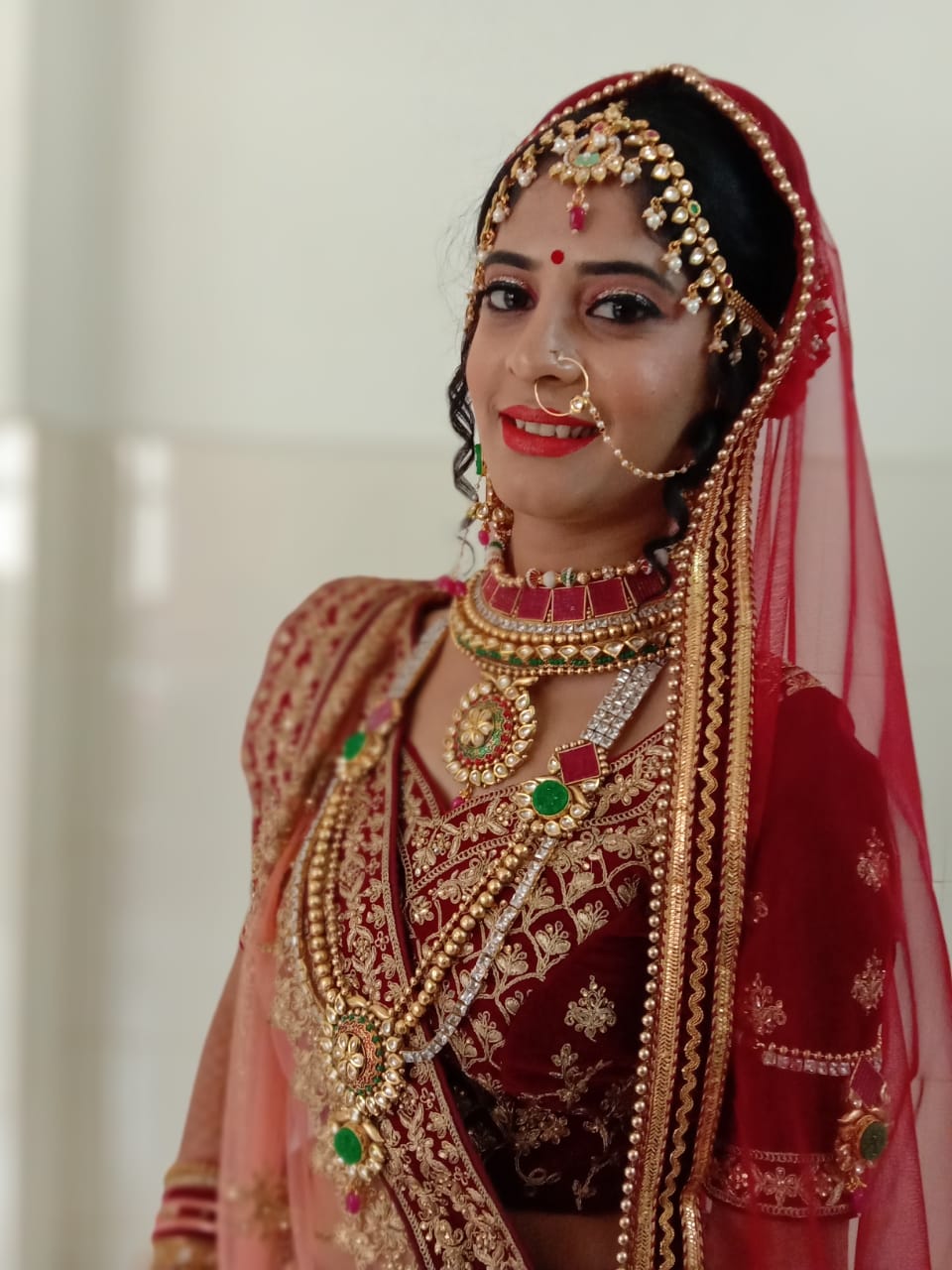 pooja-sarvaiya-makeup-artist-ahmedabad