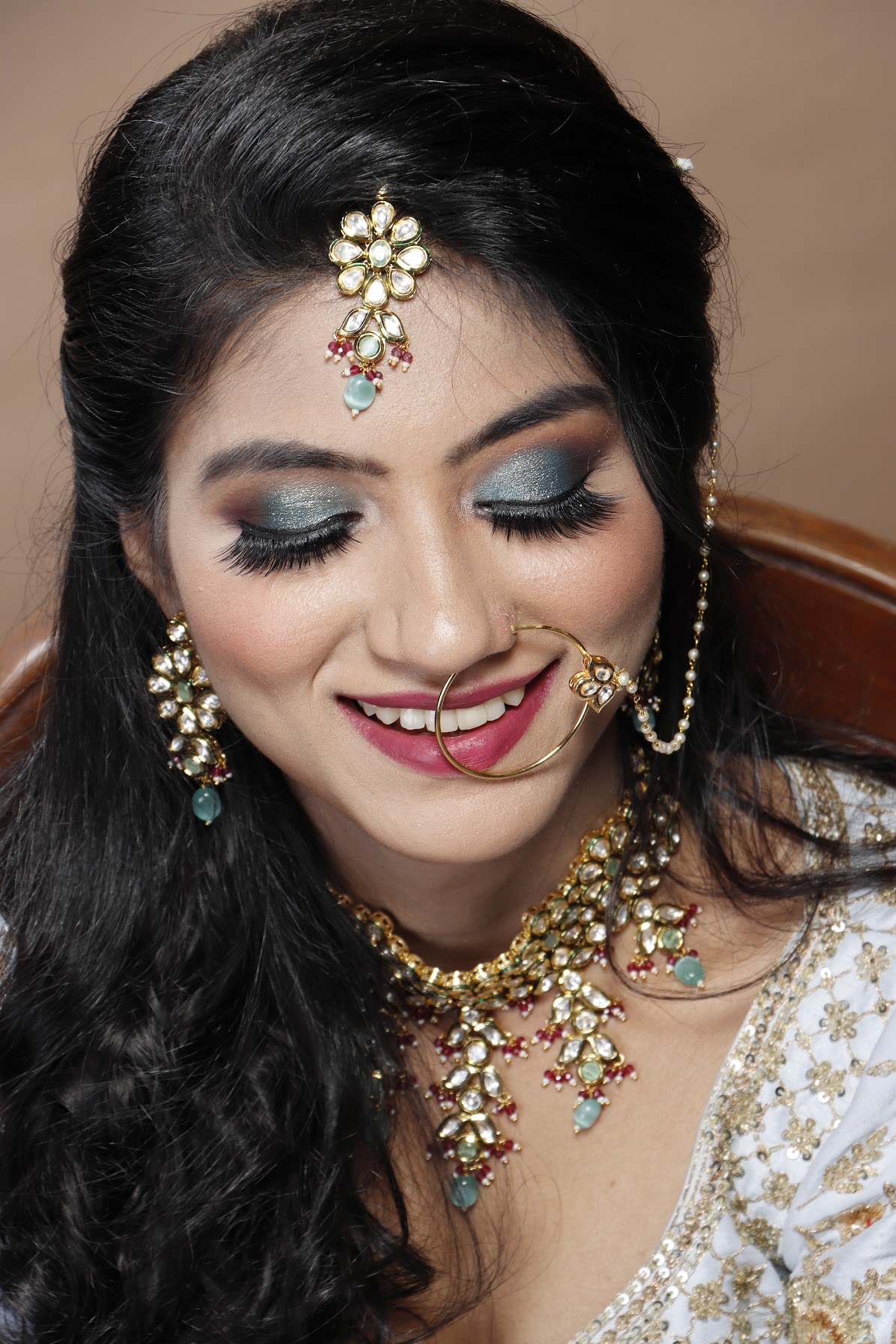 monisha-ladhani-makeup-artist-mumbai