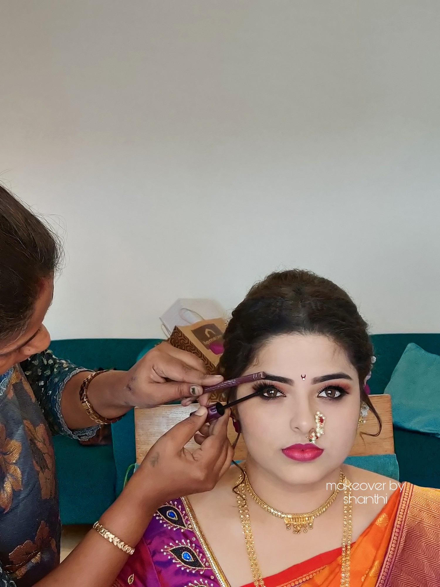 shanthi-shine-makeup-artist-bangalore
