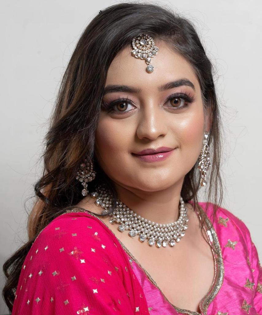 naishaa-parekh-makeup-artist-mumbai
