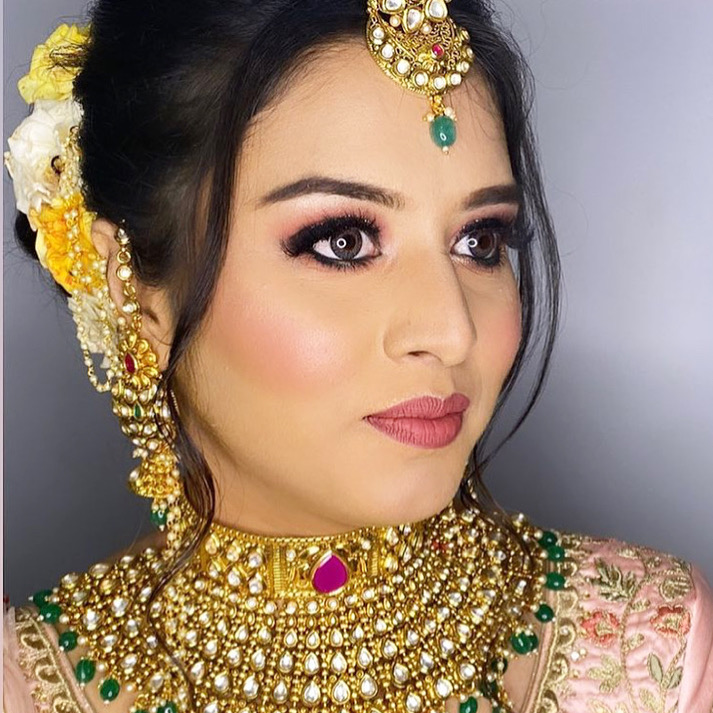 satvinder-kaur-makeup-artist-delhi-ncr