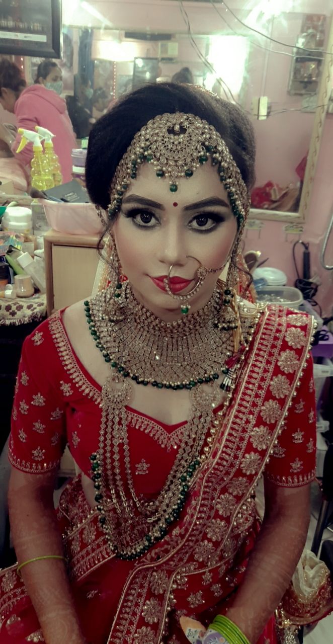 sarika-bawania-makeup-artist-agra