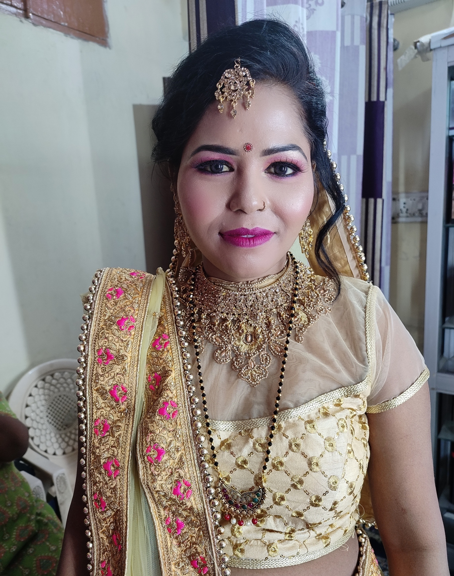 ayushi-gupta-makeup-artist-delhi-ncr