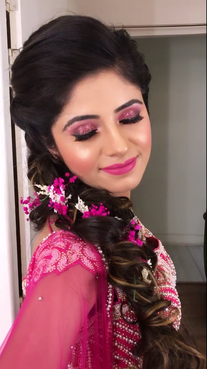 ayushi-gupta-makeup-artist-delhi-ncr