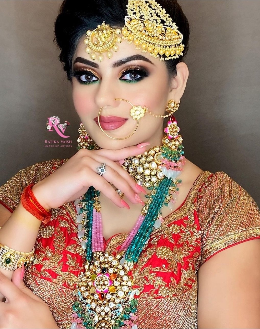 ritika-vaish-makeup-artist-delhi-ncr