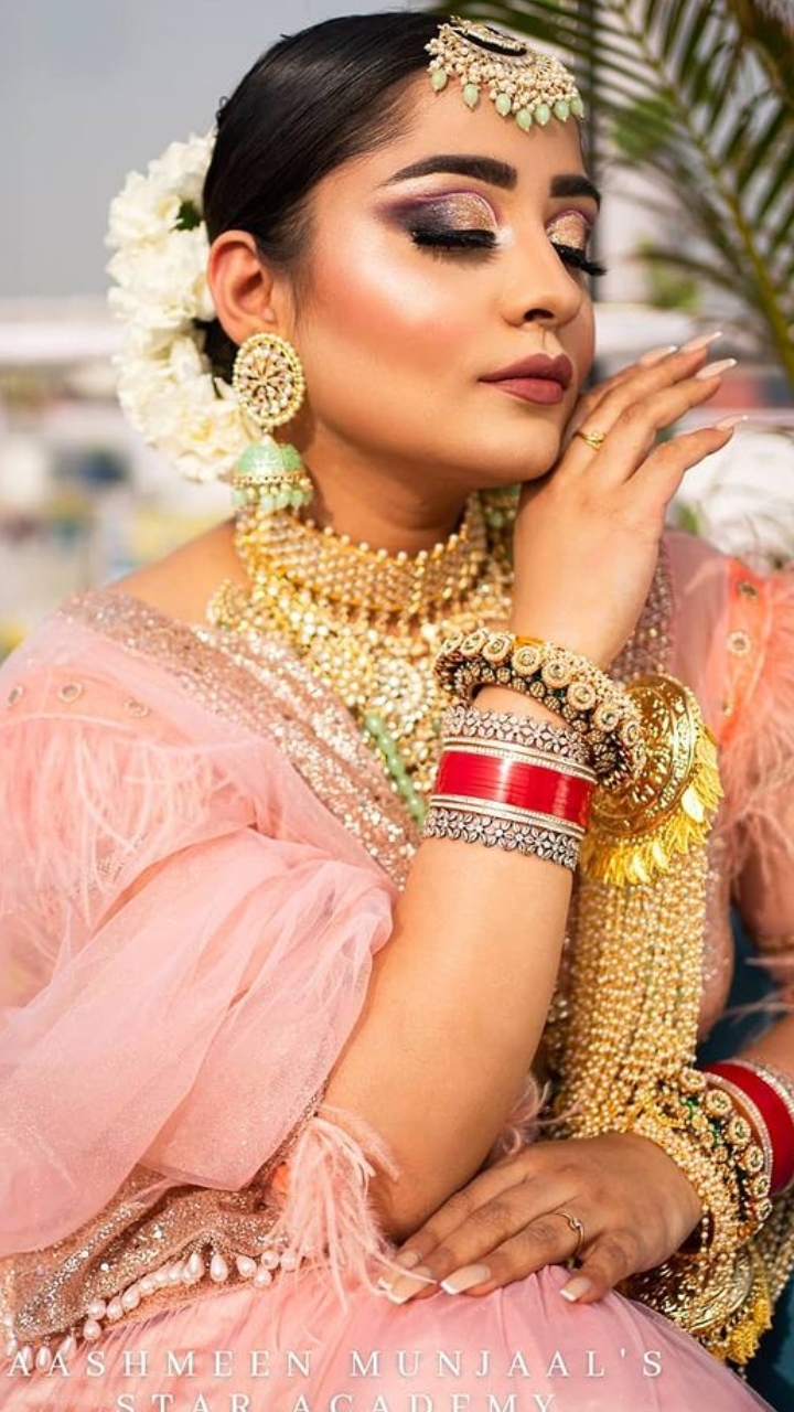 aashmeen-munjaal-star-academy-makeup-artist-ludhiana