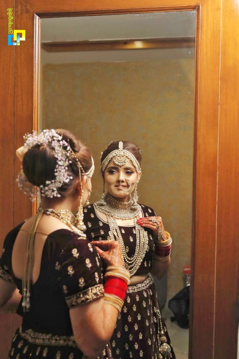 sharan-bhambra-makeup-artist-chandigarh