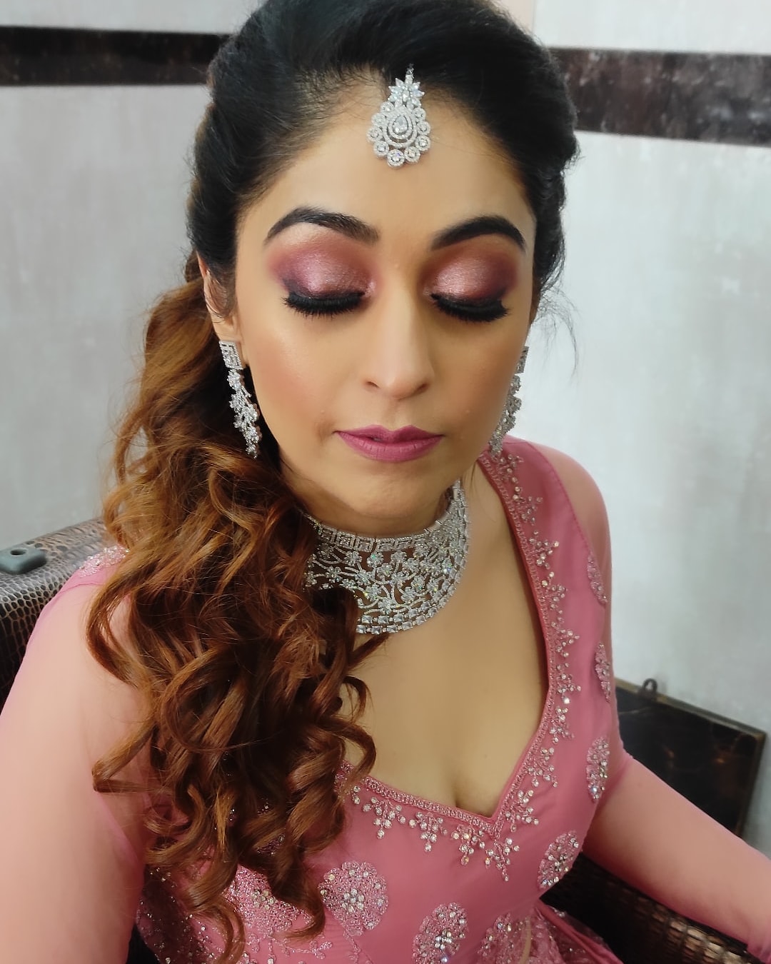 sharan-bhambra-makeup-artist-chandigarh