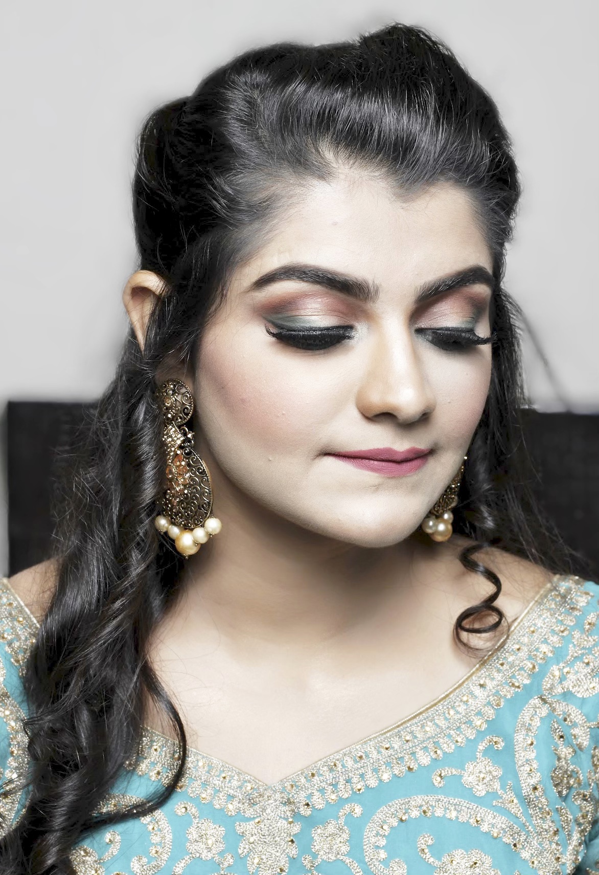 manali-arora-makeup-artist-delhi-ncr