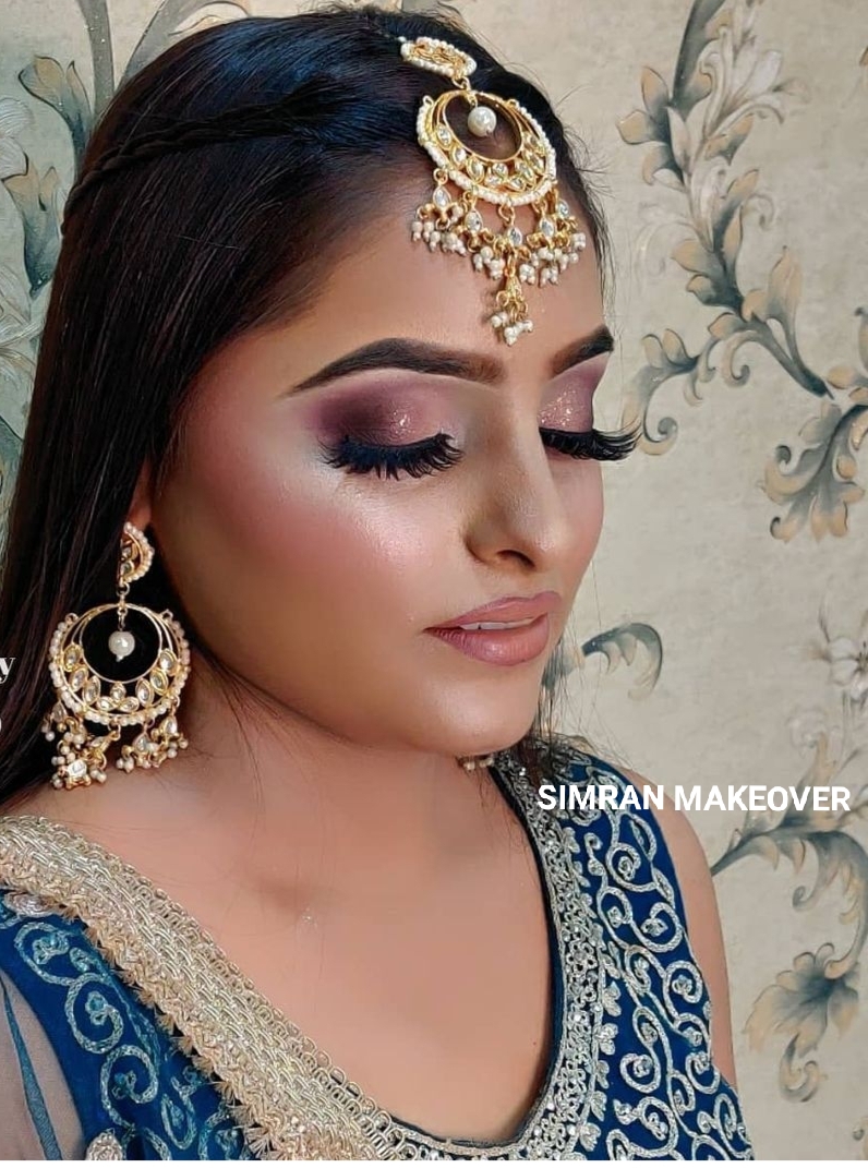simran-prajapat-makeup-artist-delhi-ncr