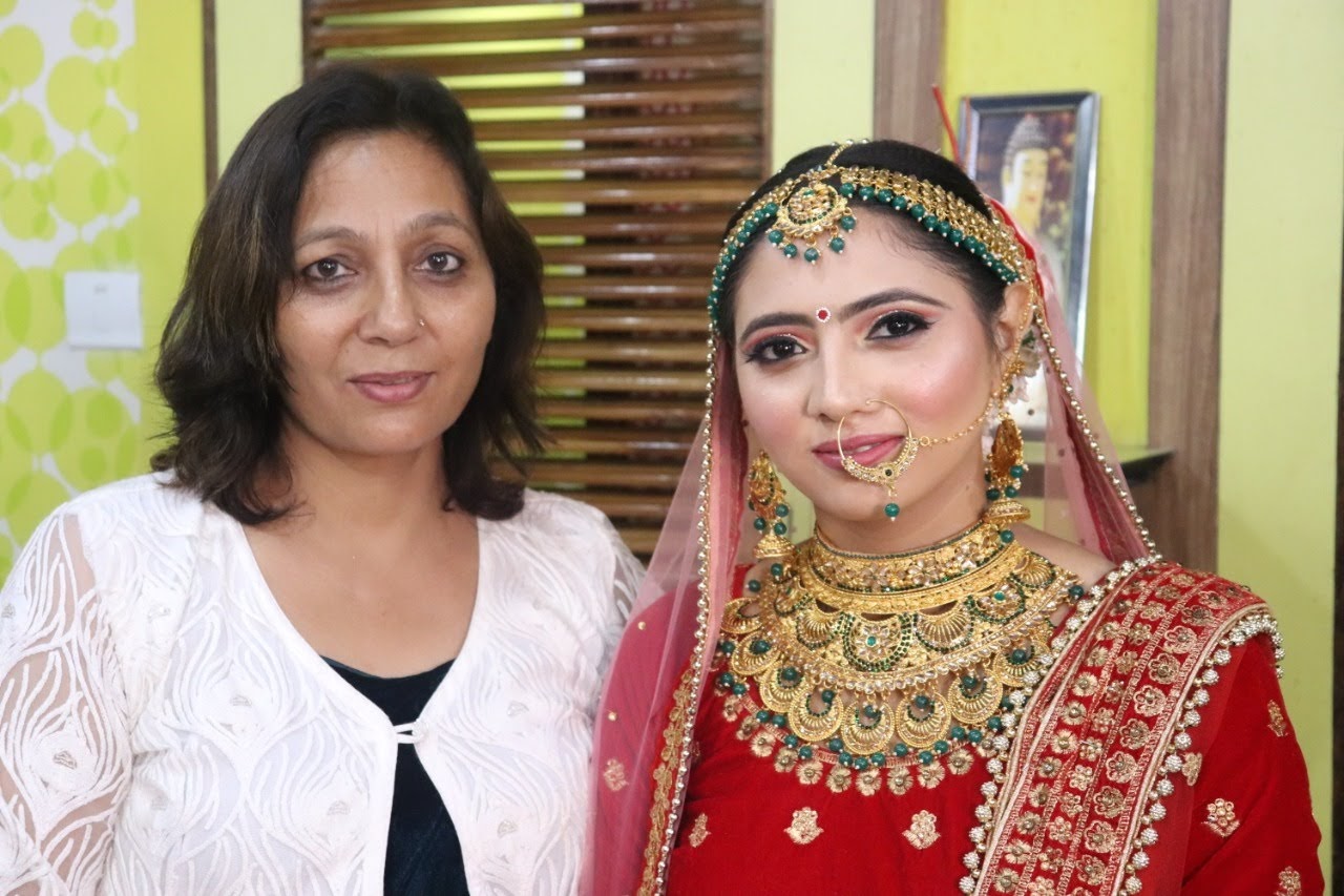 rachna-bhardwaj-makeup-artist-delhi-ncr