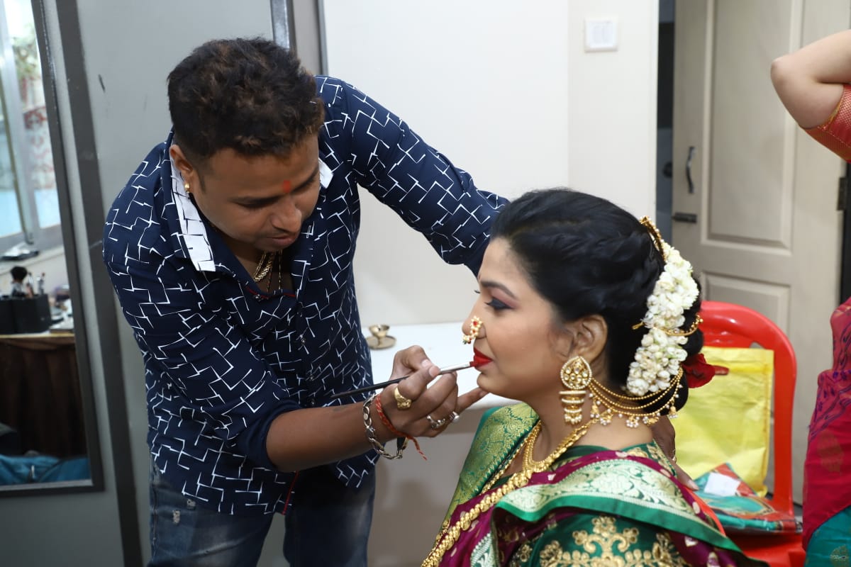 sunil-navle-makeup-artist-mumbai