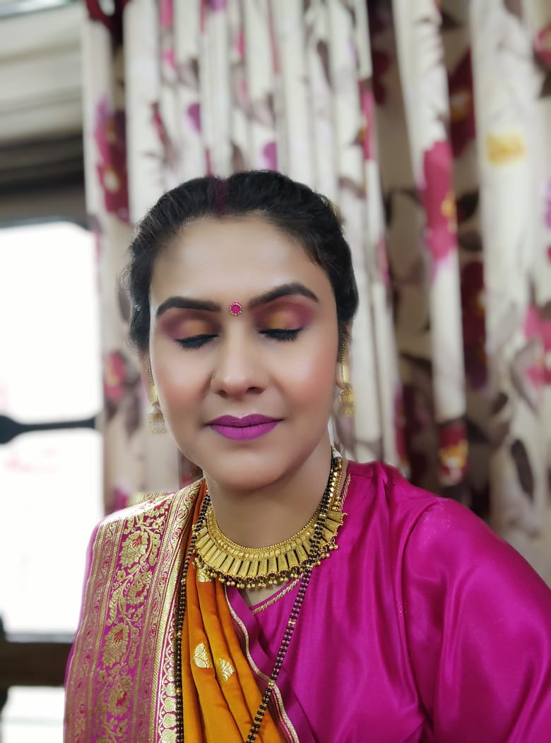 anita-sharma-makeup-artist-delhi-ncr