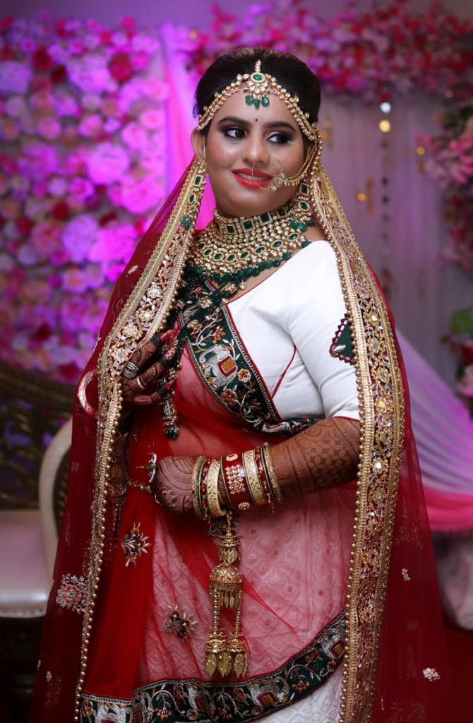 divya-kanadia-makeup-artist-mumbai