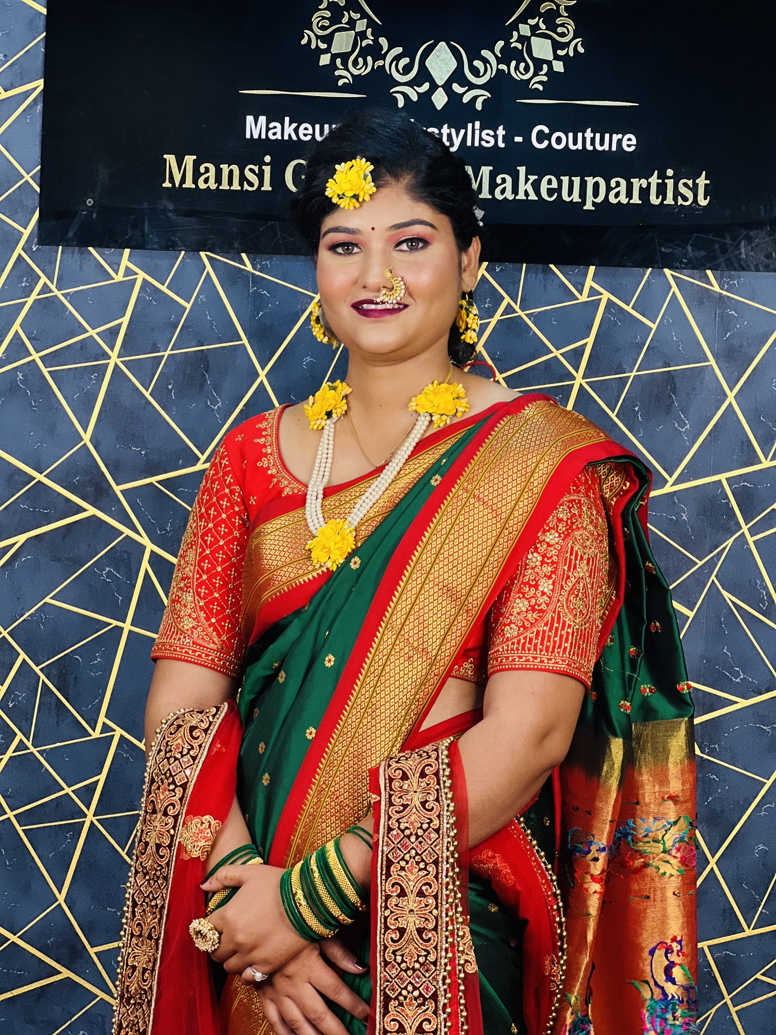 mansi-kalamkar-makeup-artist-pune