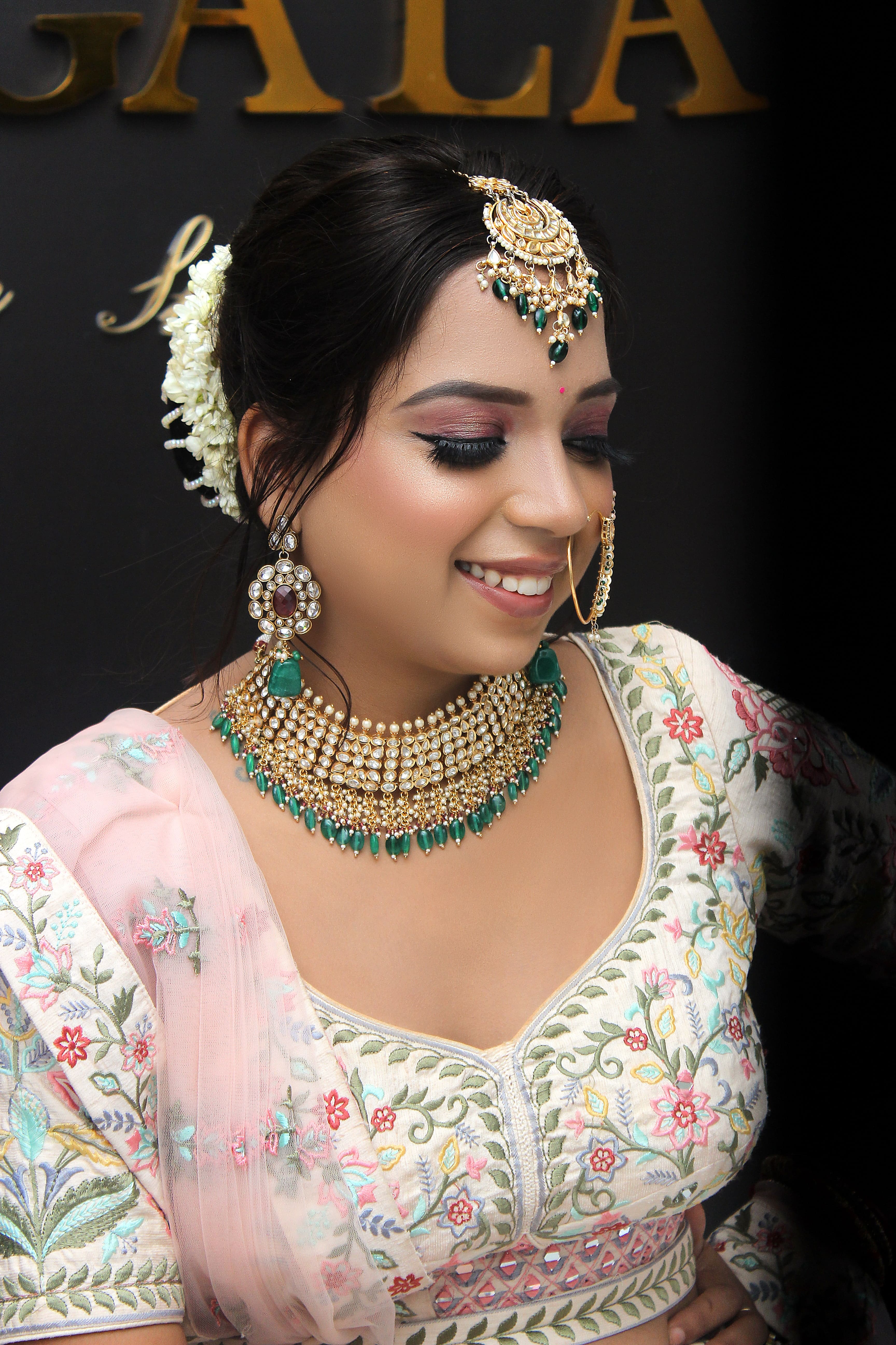 avni-gala-makeup-artist-mumbai