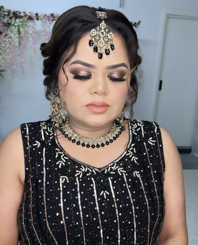ovi-kakkar-makeup-artist-delhi-ncr