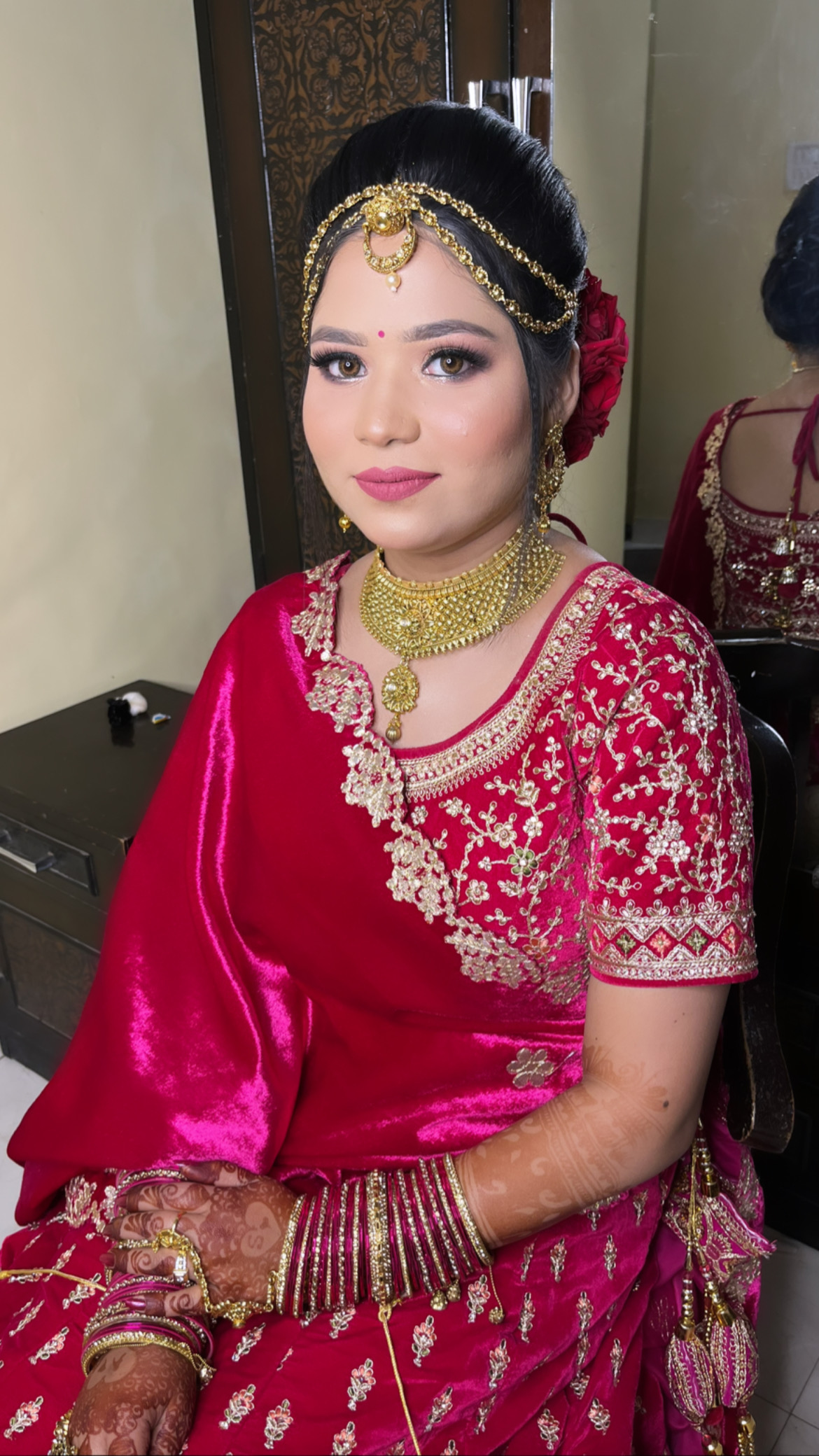 simran-kaur-makeup-artist-lucknow