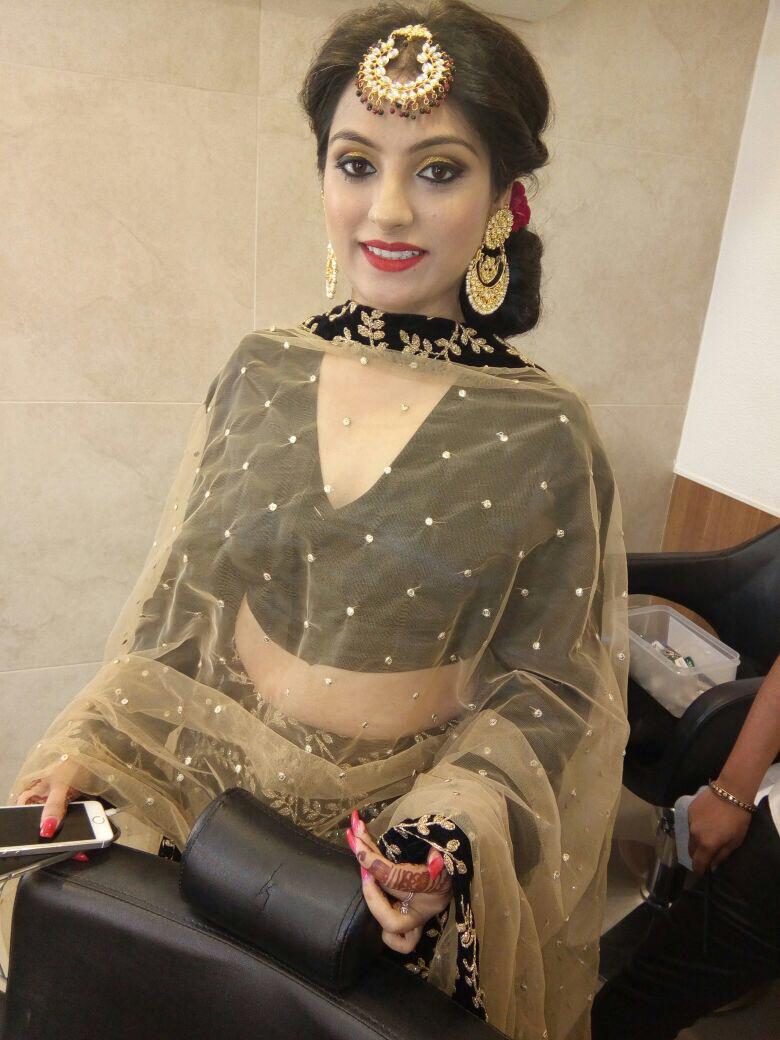 manishaa-sachdevaa-makeup-artist-delhi-ncr