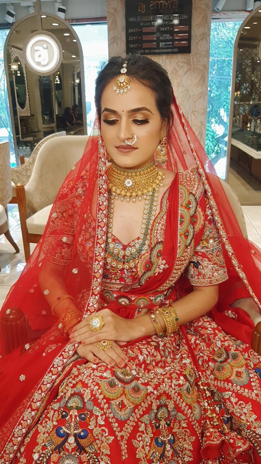 seema-vij-makeup-artist-delhi-ncr
