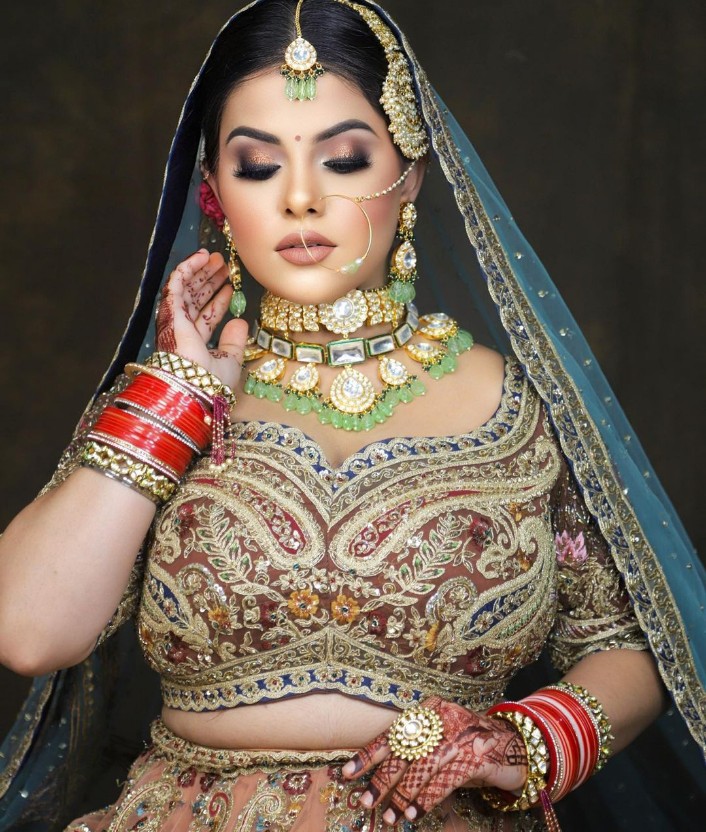 priyanka-dhingra-makeup-artist-delhi-ncr