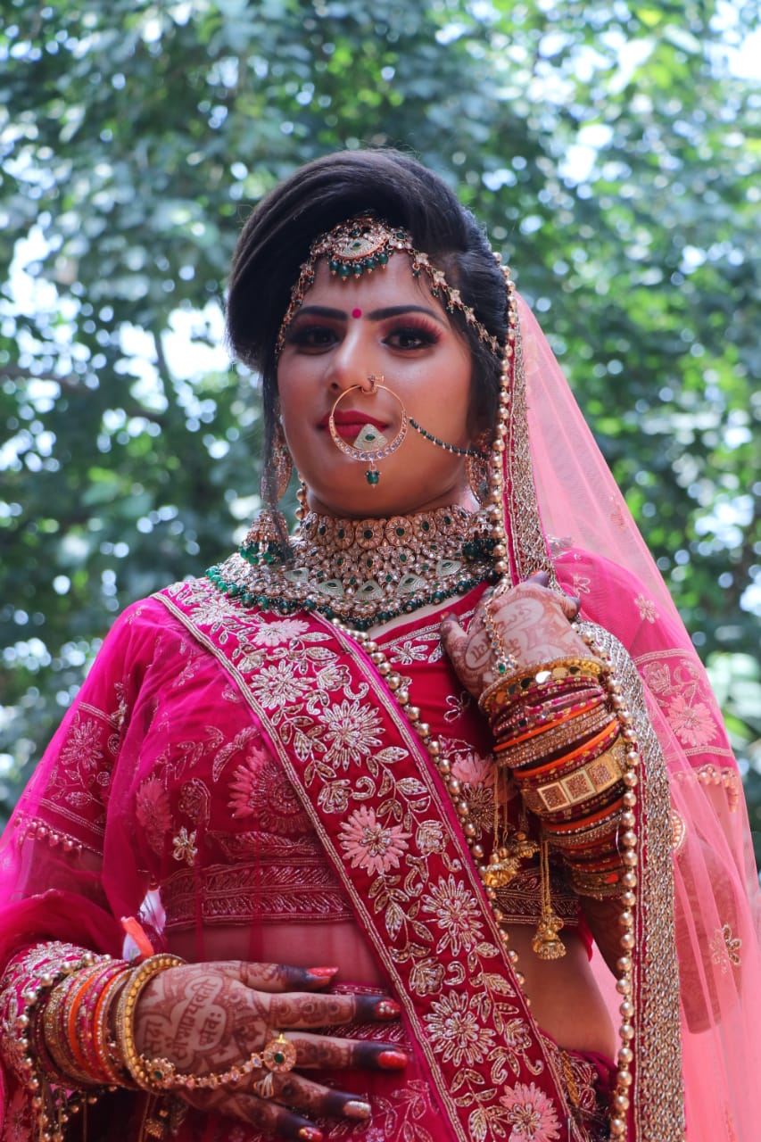 tanvi-jain-makeup-artist-delhi-ncr