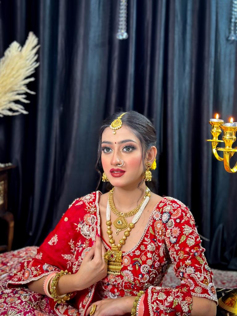 jemima-khan-makeup-artist-mumbai