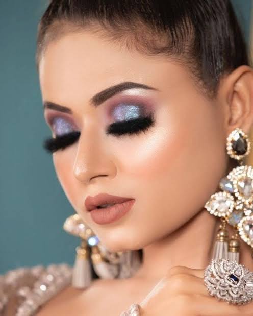 riddhi-mistry-makeup-artist-ahmedabad